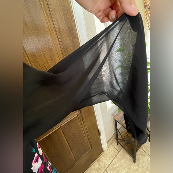 White House, Black market - Picture 7 of 7